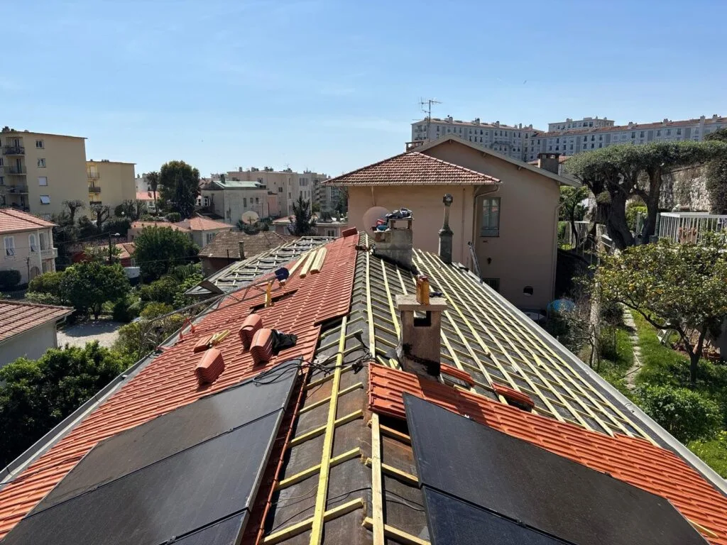 Réalisation couvreur à Sciez — Rénovation